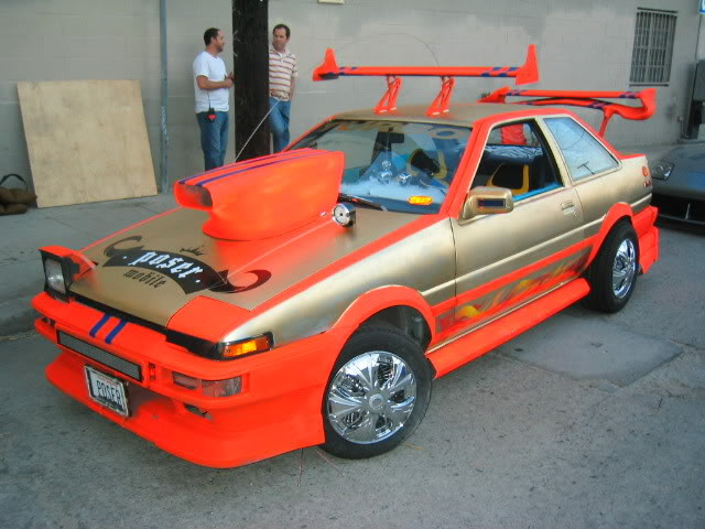 Name: Poser.jpg
Views: 13
Size: 62.2 KB