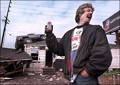 Name:  dumbass20on20roof.jpg
Views: 10
Size:  29.1 KB
